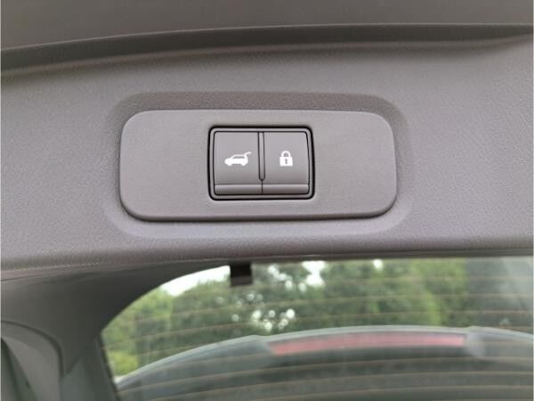 Nissan Qashqai TEKNA 1.5 VC-T e-POWER HUD Navi Leder Digitales Cockpit Memory Sitze 360 Kamera
