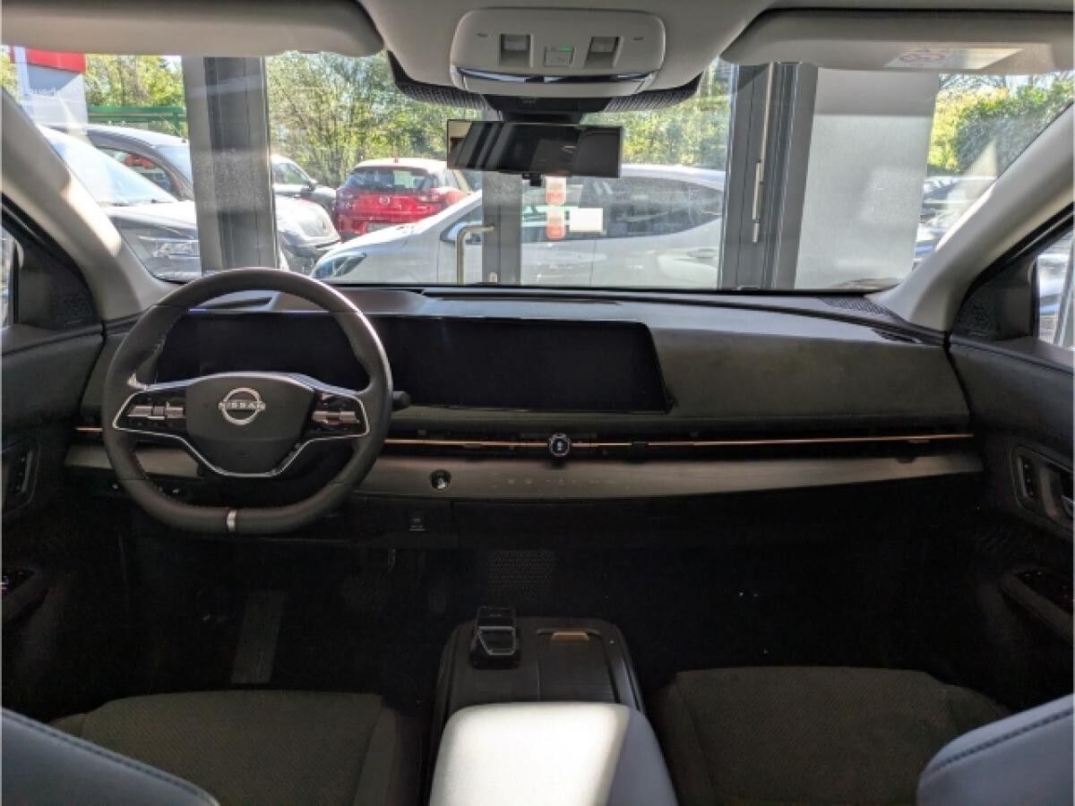 Nissan Ariya (MY24) EVOLVE 87kWh 242PS 20''-Alu HUD El. Panodach Navi Leder Digitales Cockpit