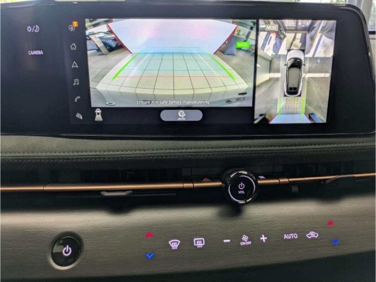 Nissan Ariya (MY24) EVOLVE 87kWh 242PS 20''-Alu HUD El. Panodach Navi Leder Digitales Cockpit