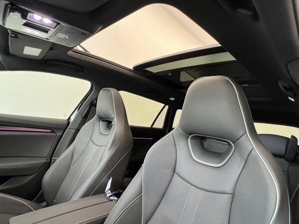 Skoda Superb Plug-In Hybrid Sportline 0,5% Vollausstattung! Sofort!