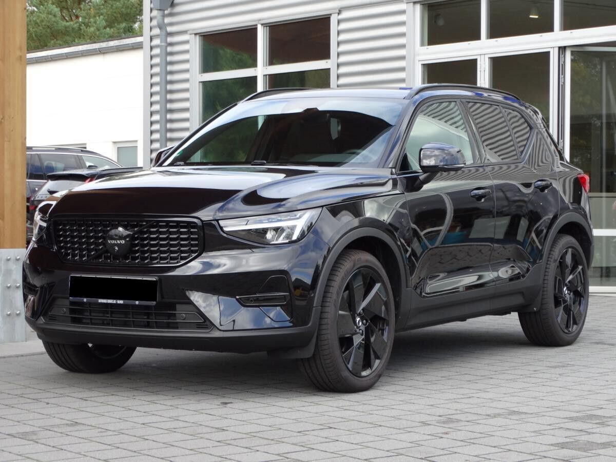 Volvo XC40 B3 Plus Black Edition