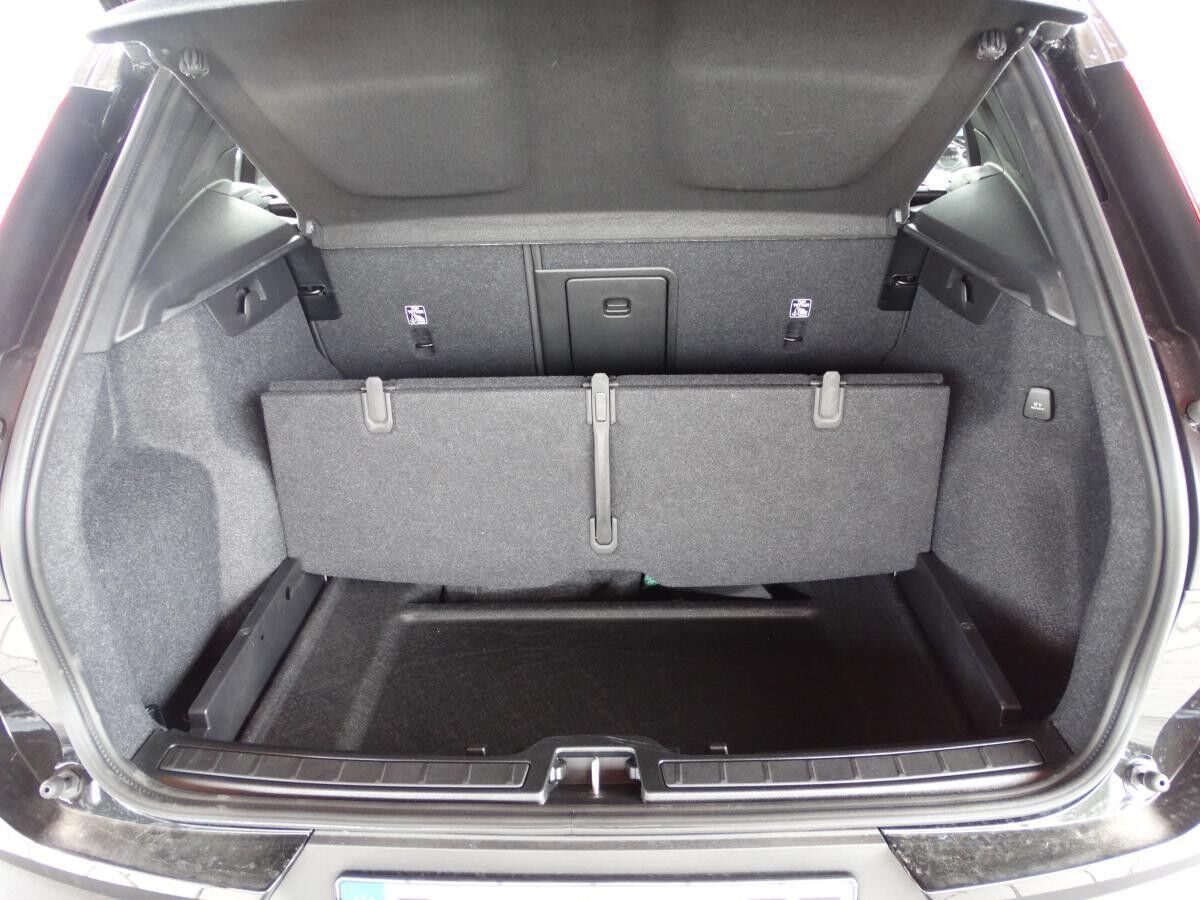 Volvo XC40 B3 Plus Black Edition