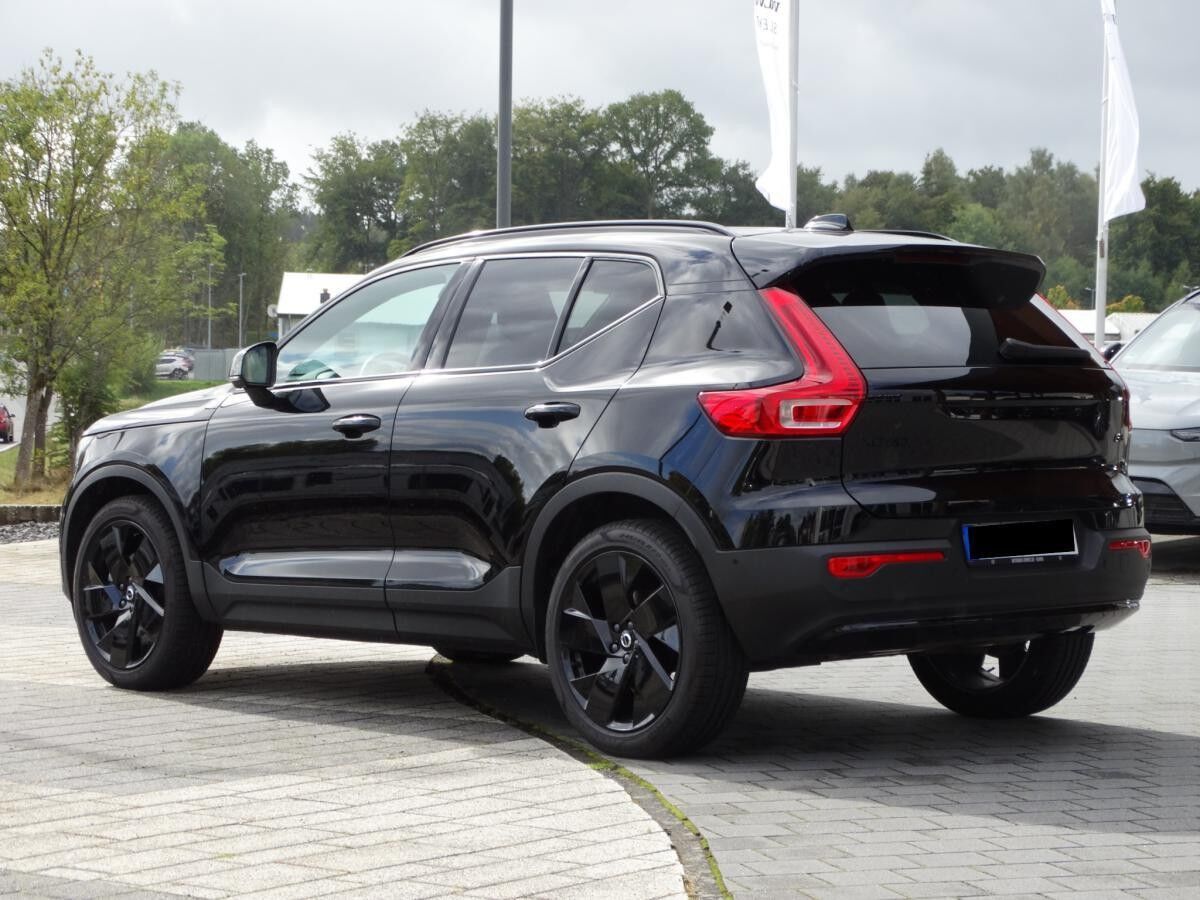 Volvo XC40 B3 Plus Black Edition