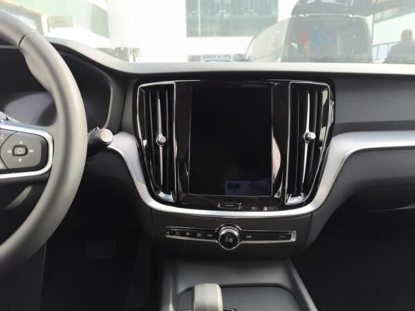 Volvo V60 B4 Core DIESEL || Sofort verfügbar!!!!