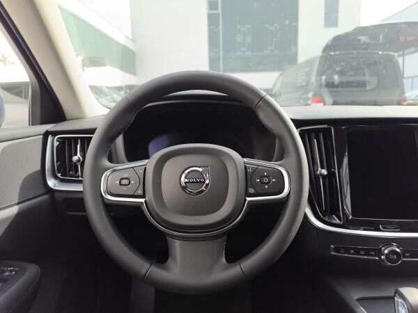 Volvo V60 B4 Core DIESEL || Sofort verfügbar!!!!