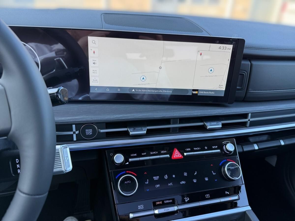 Hyundai SANTA FE 6-AT 4WD KomfP. TechP. Glas Schiebedach