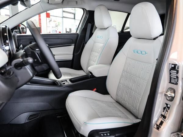 Fiat 600 La Prima Hybrid DCT Navi Massage Sitz LED