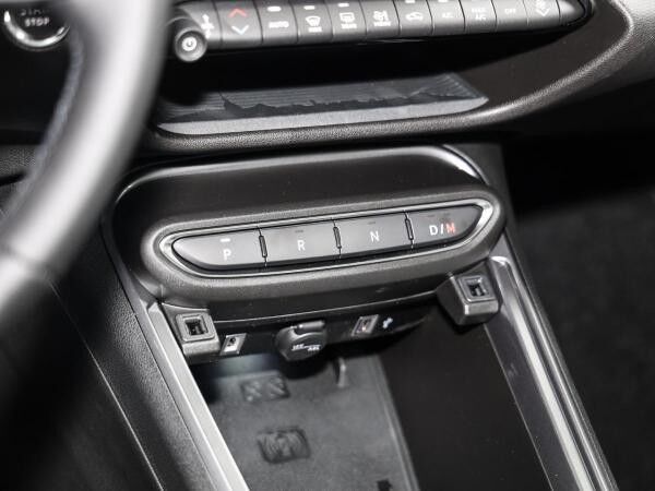 Fiat 600 La Prima Hybrid DCT Navi Massage Sitz LED