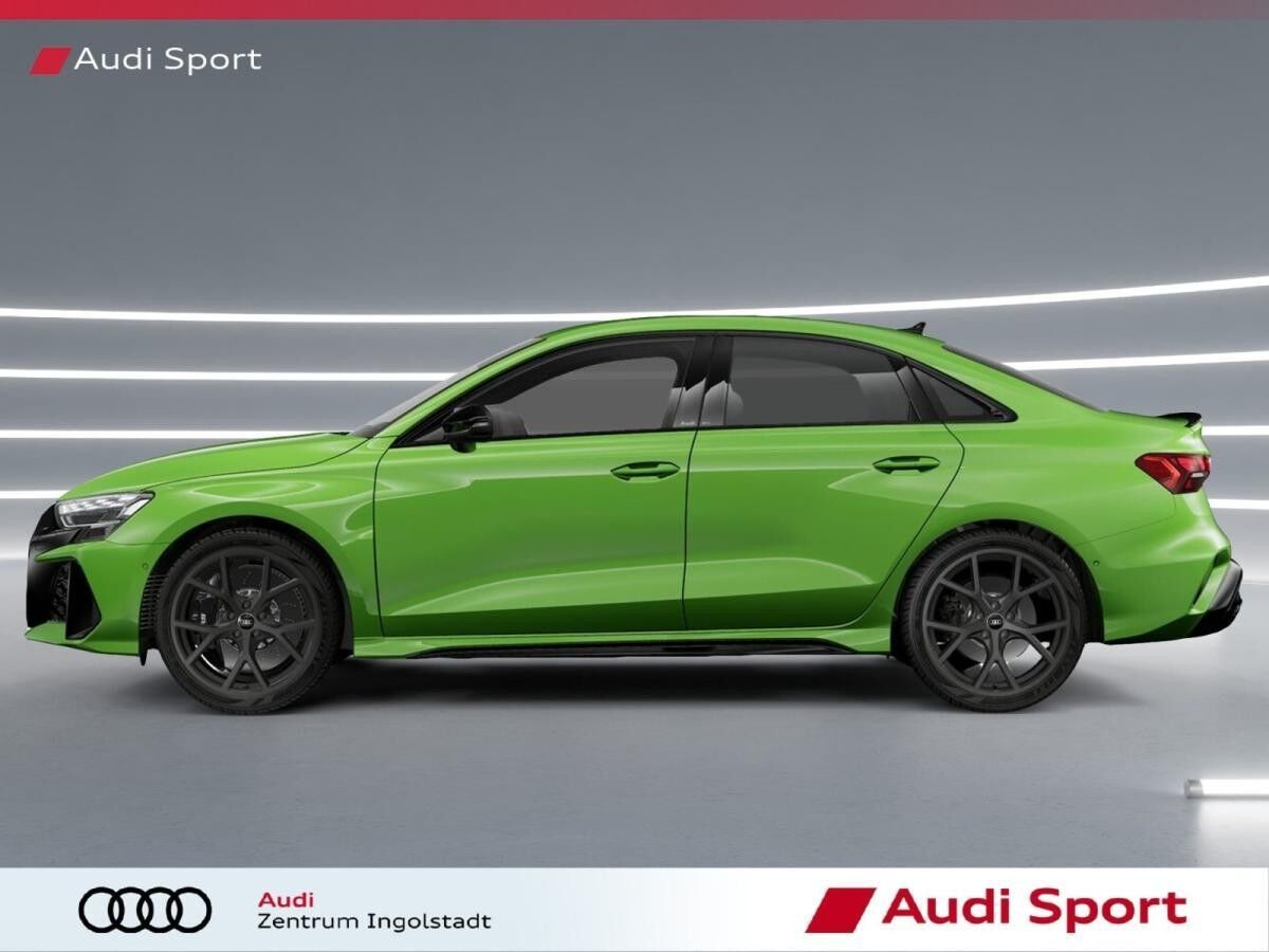 Audi RS3 Limousine S tronic MATRIX,HUD UPE 82.360,-