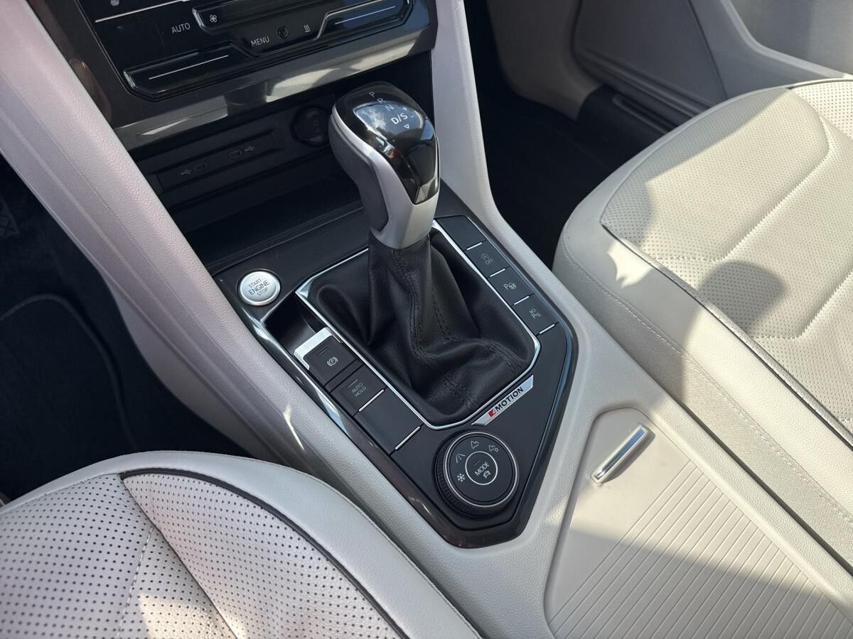 Volkswagen Tiguan Allspace Elegance TDi DSG Top-Ausstattung