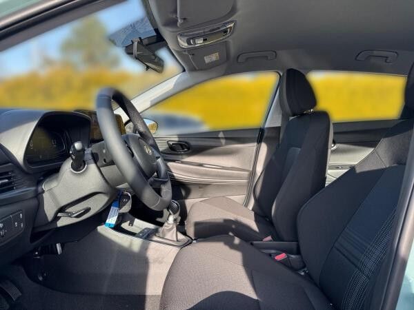 Hyundai Bayon 6-MT 2WD Select