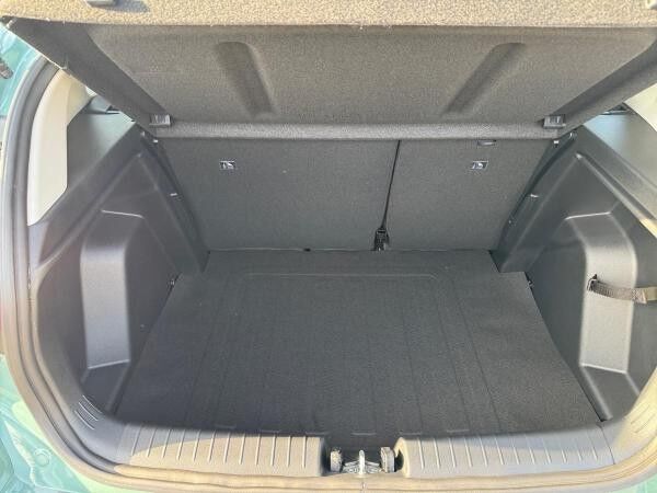 Hyundai Bayon 6-MT 2WD Select