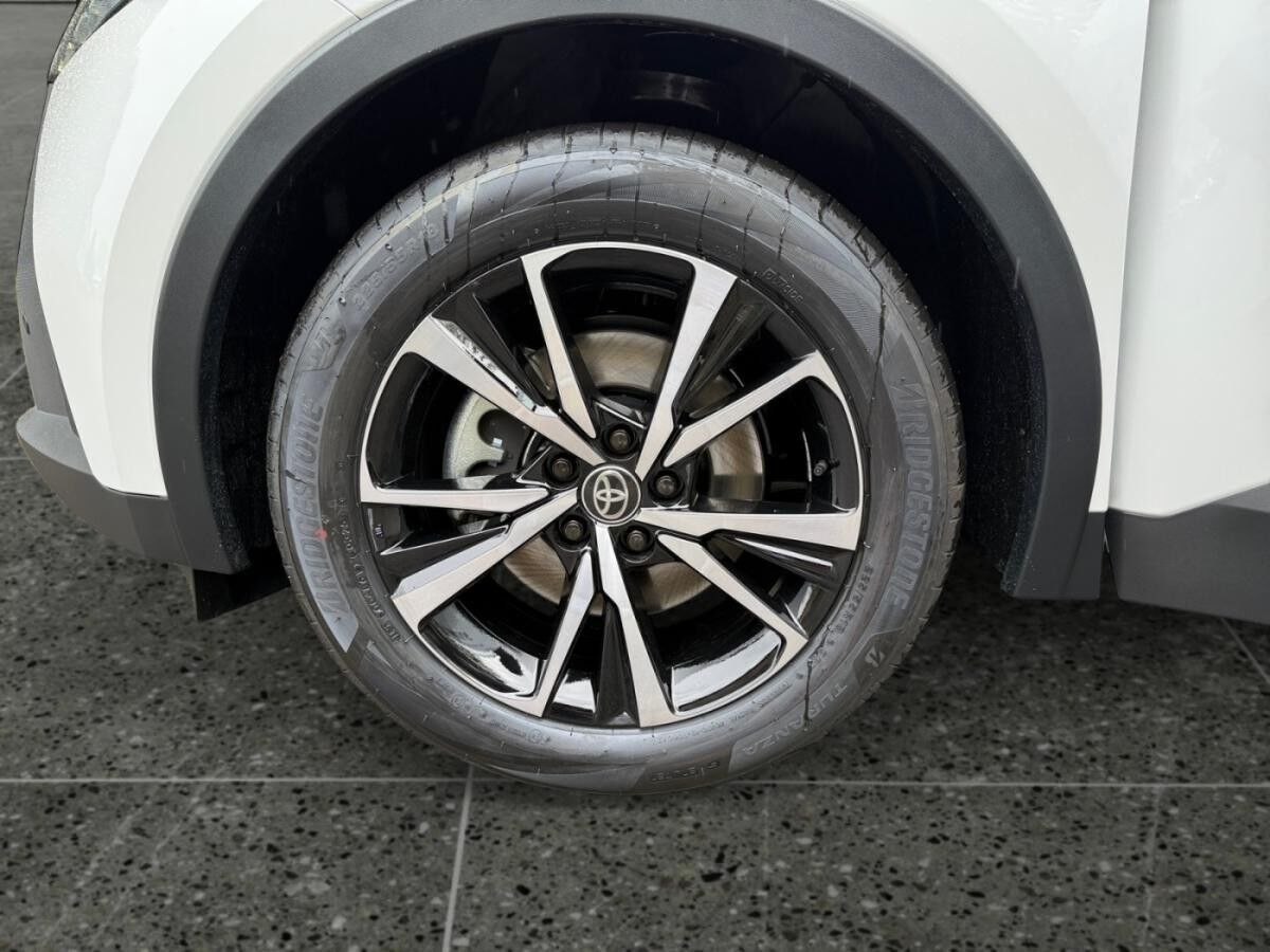 Toyota C-HR Plug-In Teamplayer +Technik-Paket+1,99 %