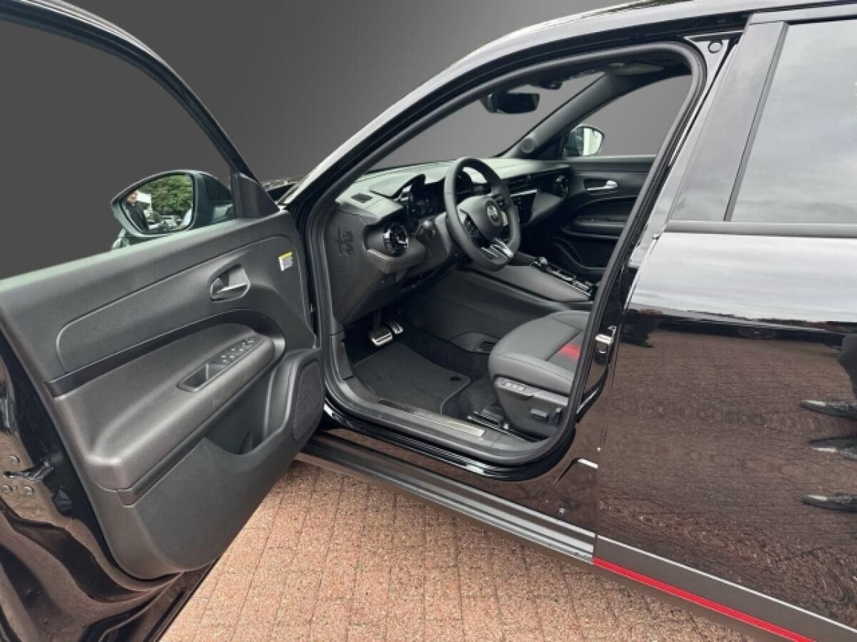 Alfa Romeo Junior Ibrida SPECIALE -Herbst-Sale- Panoramadach-Technologie Paket