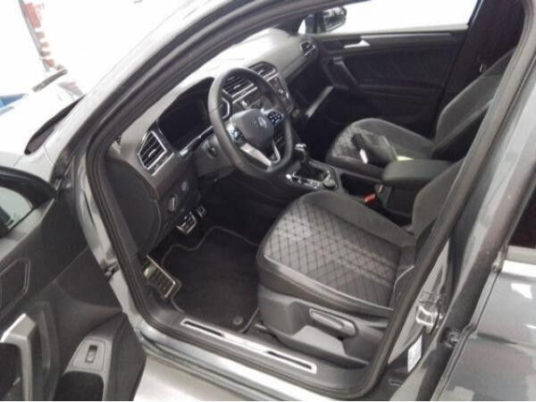 Volkswagen Tiguan Allspace 2.0 TDI DSG 4Motion R-Line Navi IQ.Light DAB+ FrontAssist