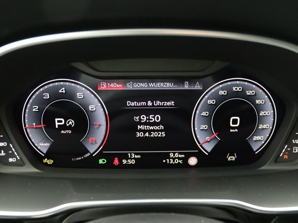 Audi Q3 advanced 35 TFSI S-tronic / Navi+, LED, AHK