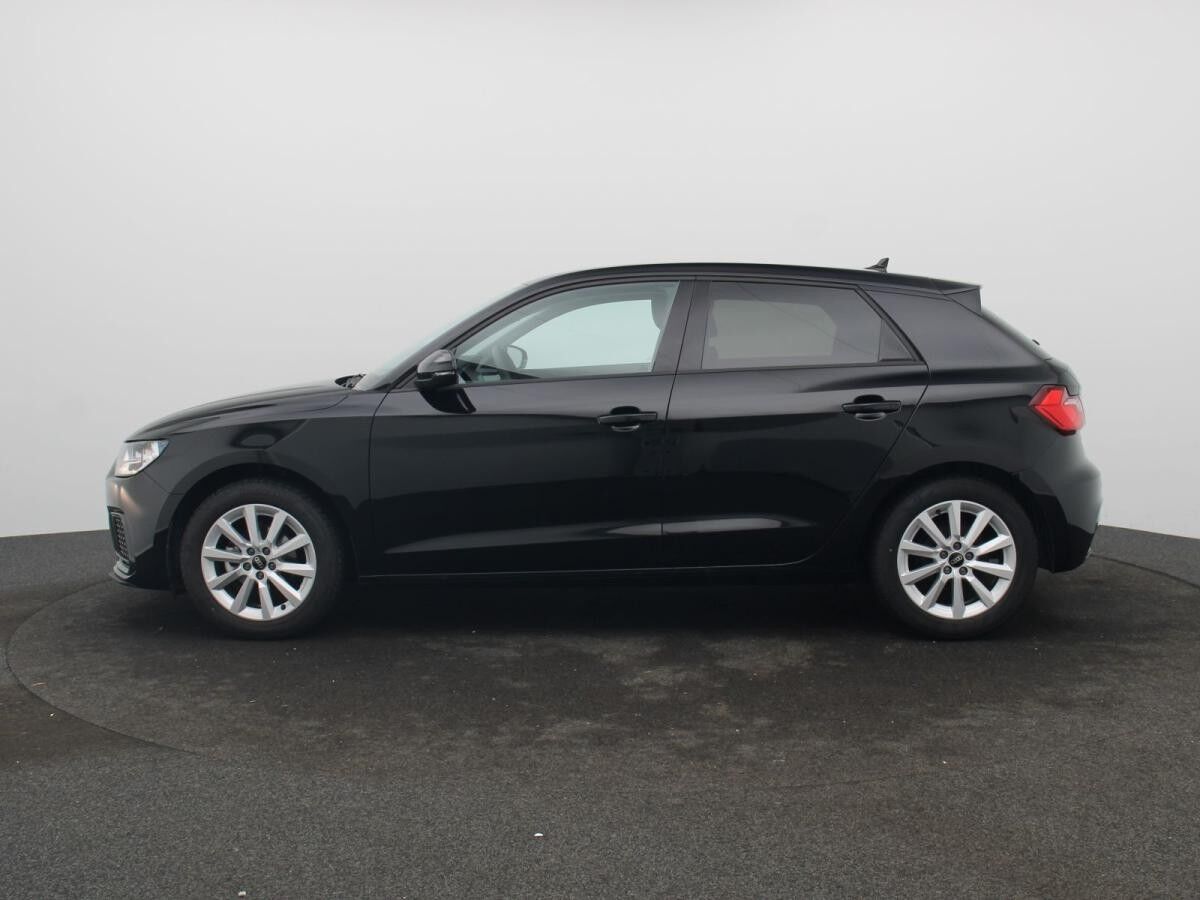 Audi A1 Sportback advanced 25 TFSI / MMI-Radio+, SHZ