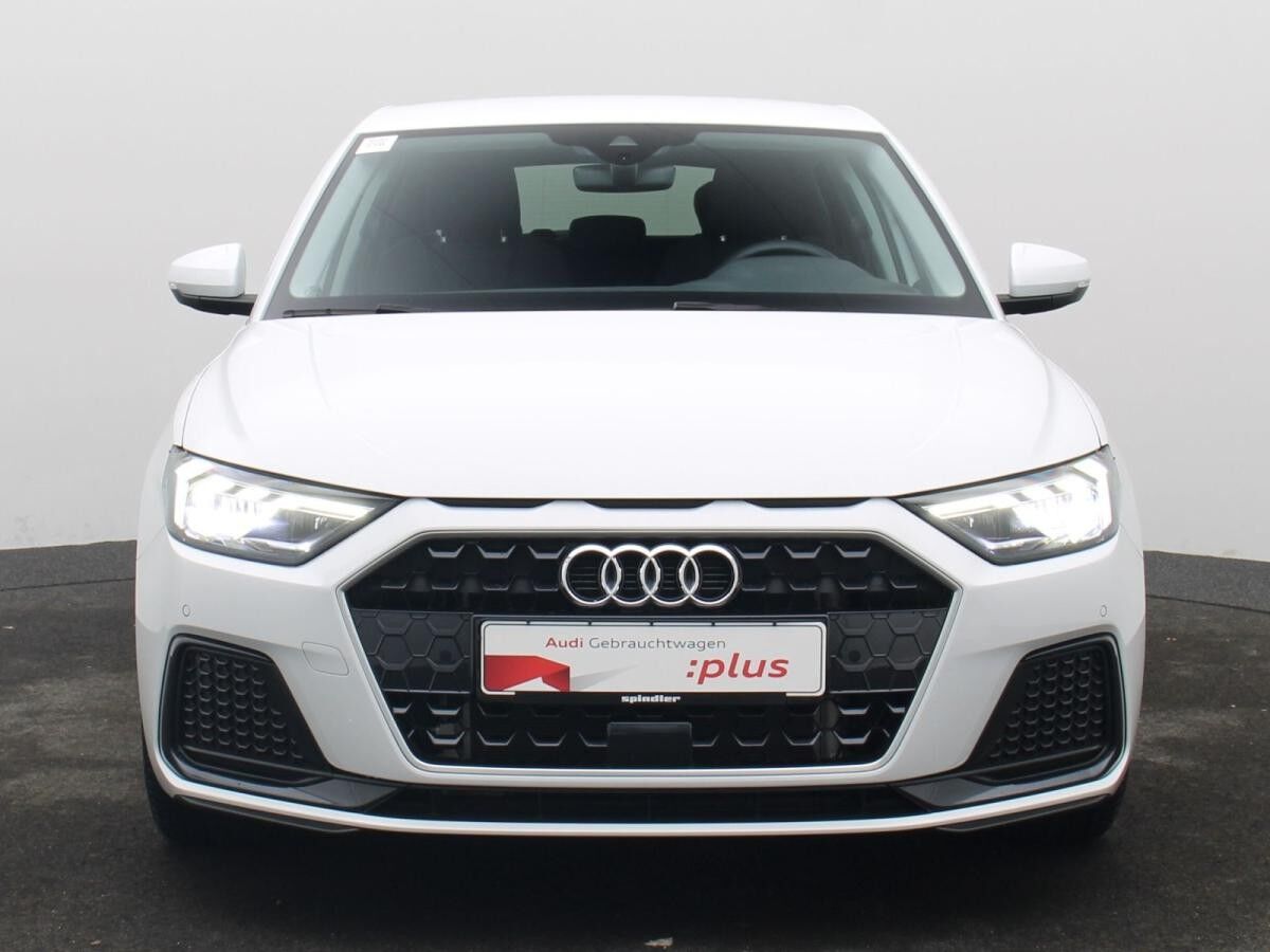Audi A1 Sportback advanced 30TFSI S-tronic/ Navi, LED