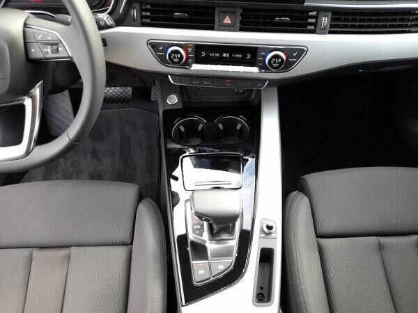 Audi A4 35 TDI Avant advanced AHK STH ACC SHZ PDC