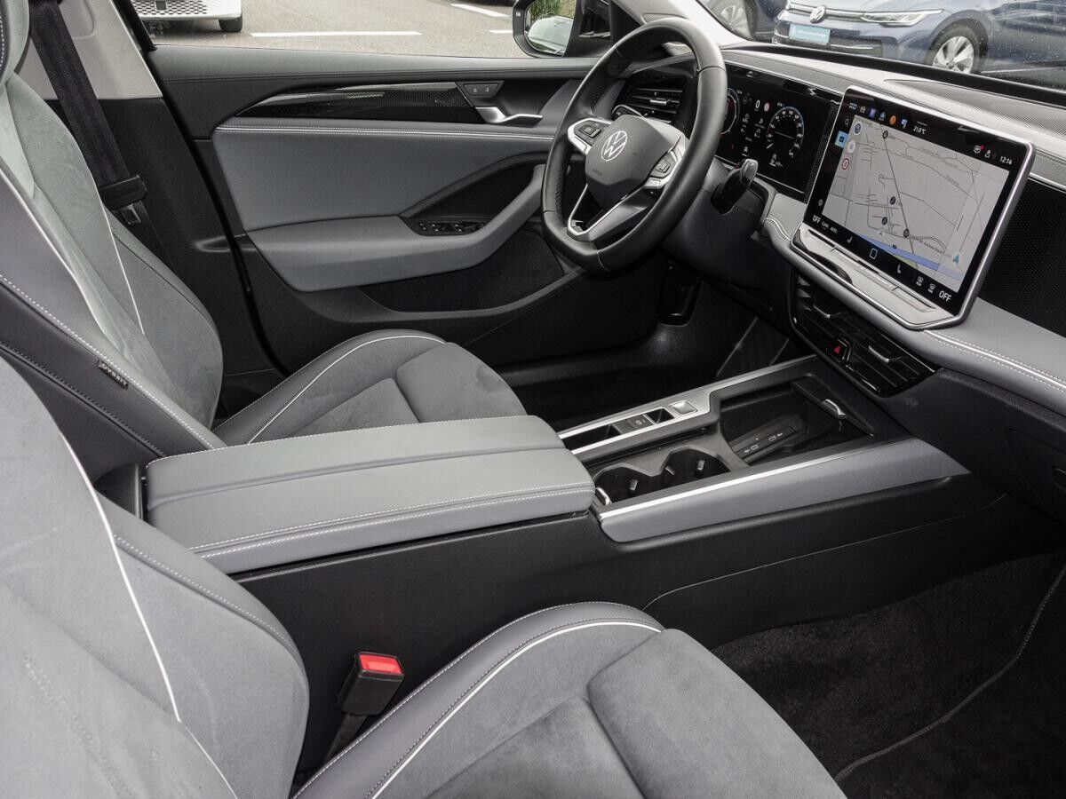 Volkswagen Passat Variant *AHK*KAMERA*SHZ+LHZ*LED