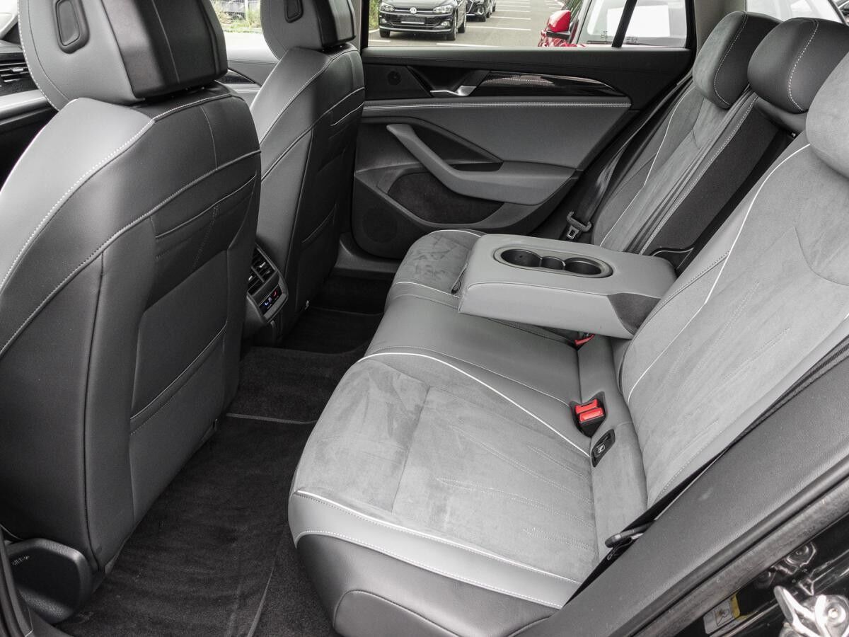 Volkswagen Passat Variant *AHK*KAMERA*SHZ+LHZ*LED