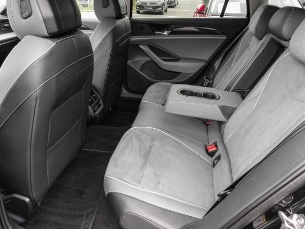 Volkswagen Passat Variant *AHK*KAMERA*SHZ+LHZ*LED