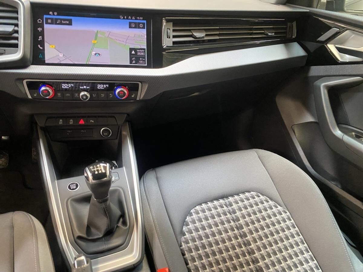 Audi A1 Sportback 30 TFSI advanced