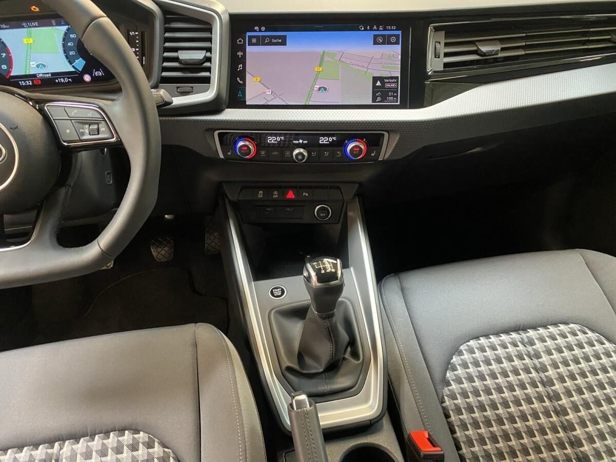 Audi A1 Sportback 30 TFSI advanced