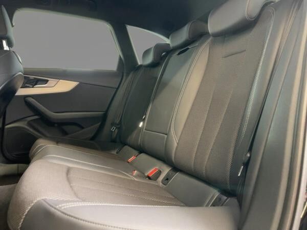 Audi A4 Avant S line 40 TFSI quattro AHK LED virtual Navi Teilleder