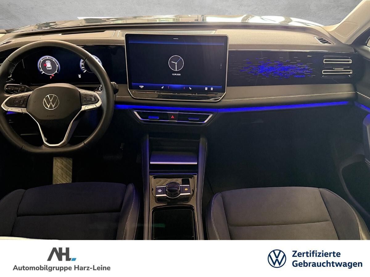 Volkswagen Tiguan 2.0 TDI Elegance DSG AHK Navi HuD ACC RFK LED+