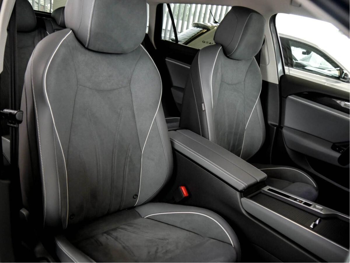 Volkswagen Passat Variant Business 1.5 TSI e AHK ACC NAVI KAMERA ERGOACTIVE