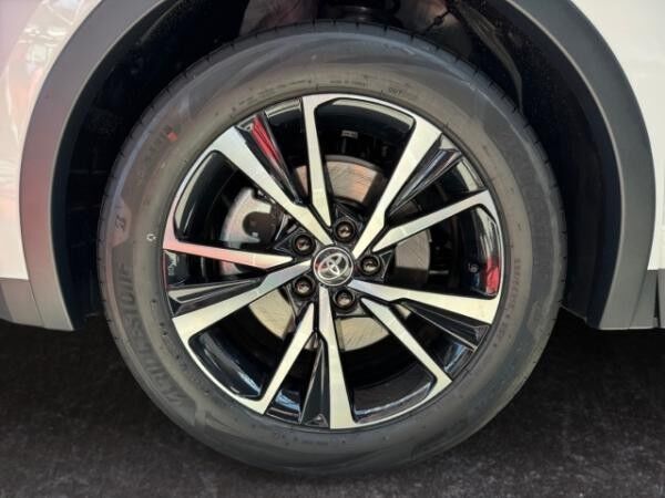 Toyota C-HR 2.0 Plug-in-Hybrid Teamplayer +Technik
