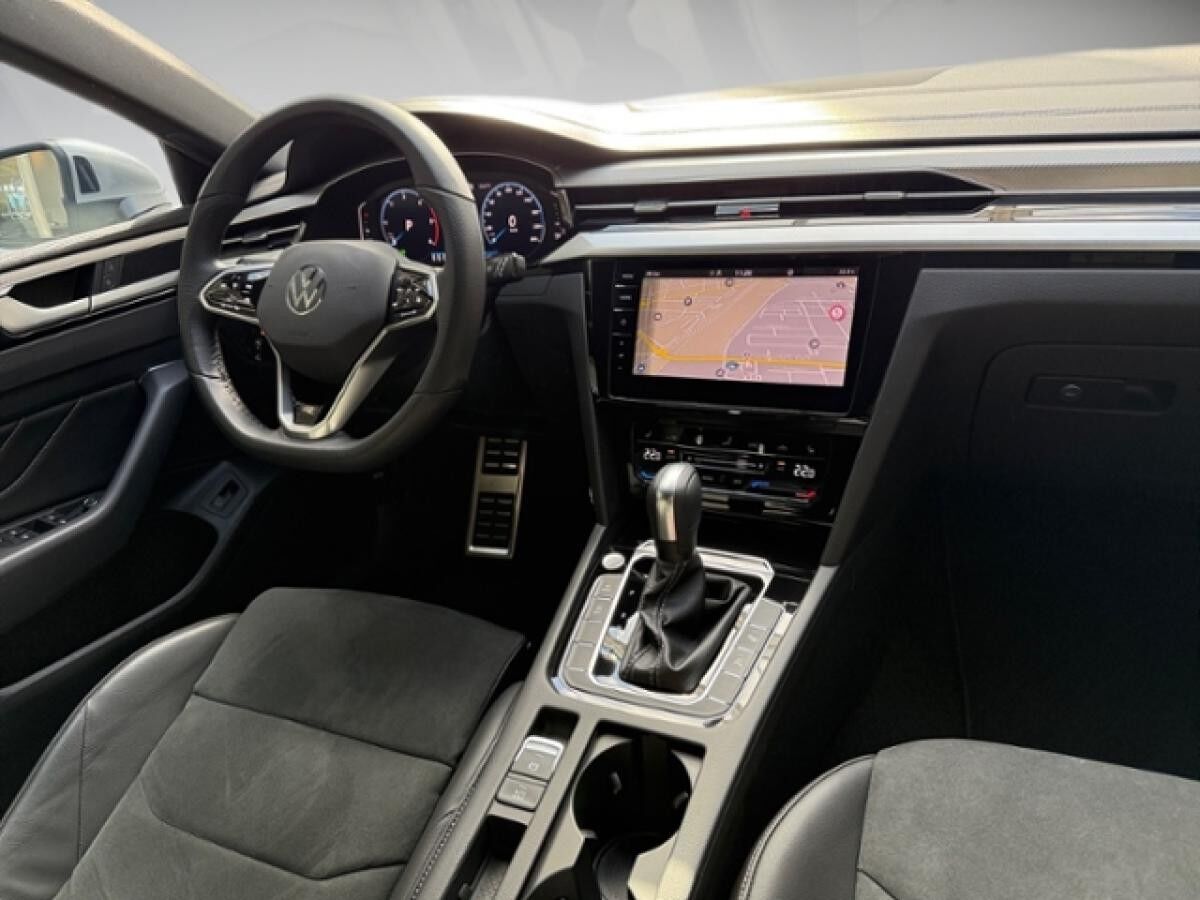 Volkswagen Arteon Shootingbrake 2.0 TDI DSG R-Line LED AHK