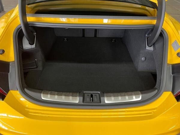 Audi RS e-tron GT RS - Head-up-Display, adaptive air suspension, Panorama-Glasdach, Bang & Olufsen Premium