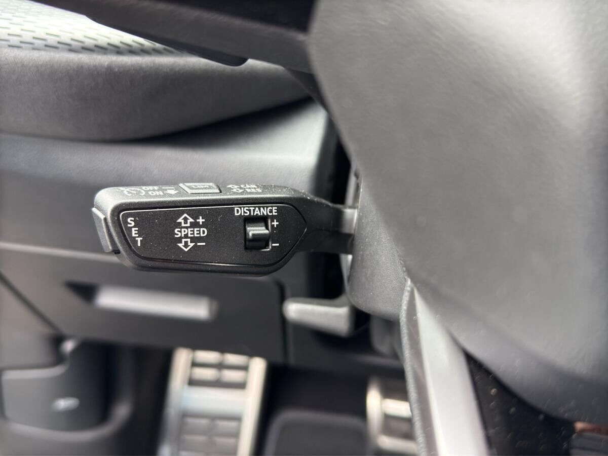 Audi Q5 SUV TFSI quattro S tronic+S LINE+PANO+AHK