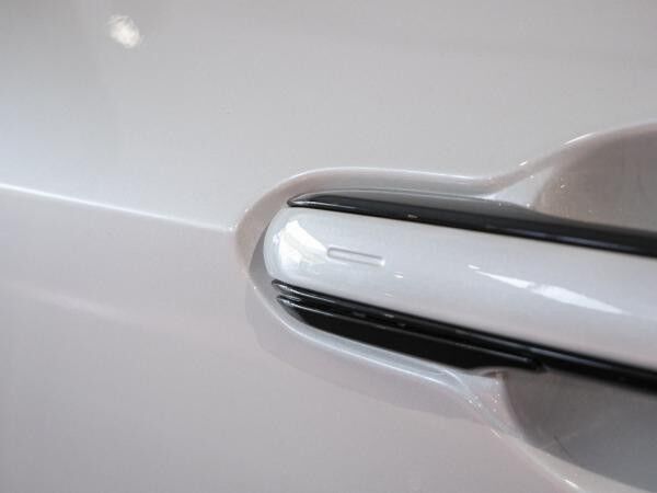 Lexus NX 350h Luxury AWD inkl. Panorama-Glasdach