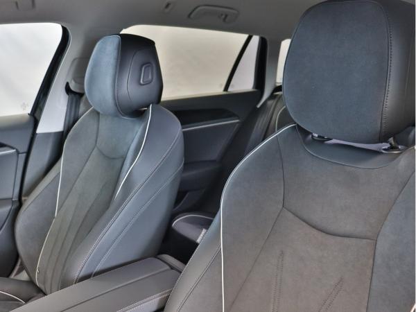 Volkswagen Passat Variant Business 2.0 TDI DSG+AHK+HUD+KAMERA+ACC+NAVI