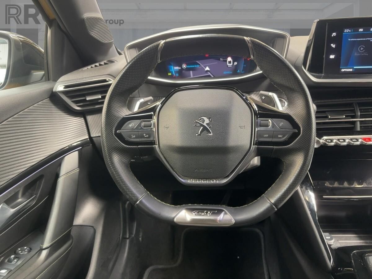 Peugeot 208 1.2 PURETECH 100 GT AUTOMATIK KAMERA Peugeot 208 1.2 PURETECH 100 GT AUTOMATIK KAMERA