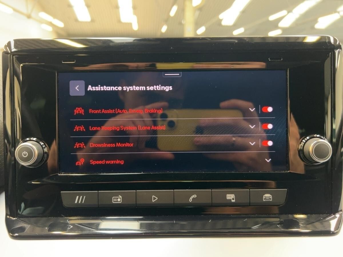 Seat Arona 1.0 TSI FR Apple-CarPlay SHZ PDC KLIMA