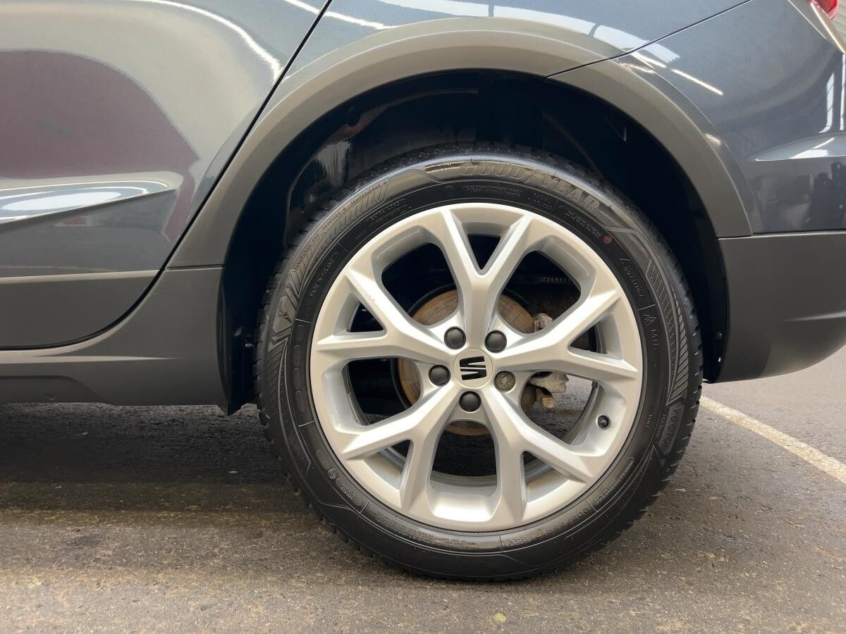 Seat Arona 1.0 TSI FR Apple-CarPlay SHZ PDC KLIMA