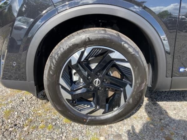 Nissan Qashqai N-CONNECTA Autom. Winter/PGD/HUD/360°/ e-POWER