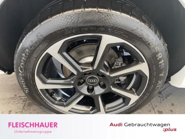 Audi Q3 40 TFSI quattro S line StandHZG AHK Navi Digitales Cockpit Soundsystem LED
