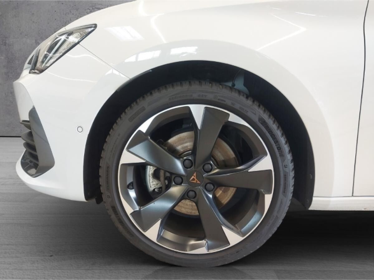 Cupra Leon Sp. 2.0 TDI DSG eHeck XL LED Navi Kamera WP