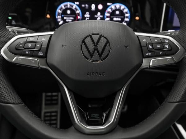 Volkswagen Golf R-Line 1.5 eTSI DSG Kamera LED Winter