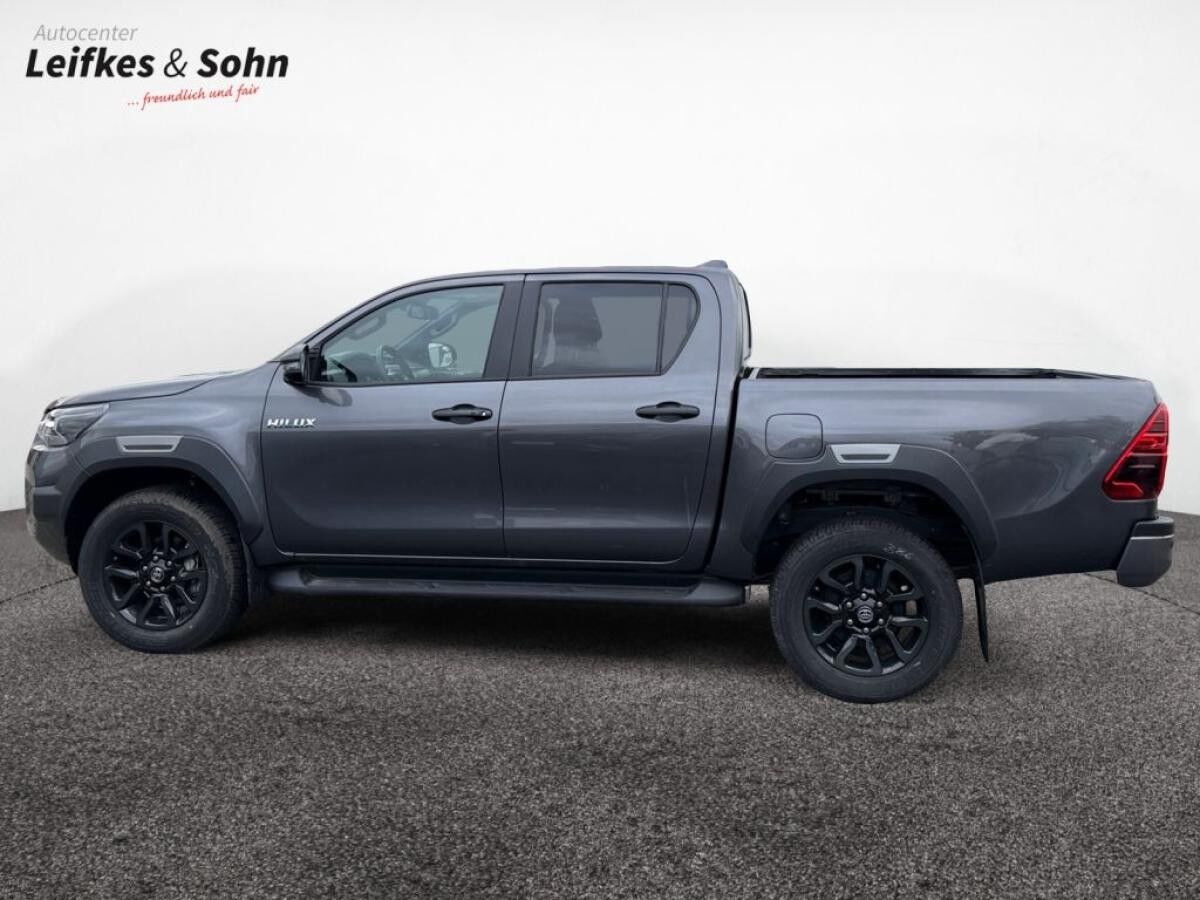 Toyota Hilux 4x4 Double Cab Invincible