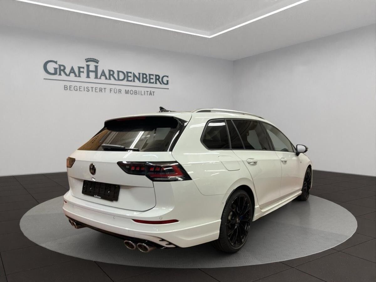 Volkswagen Golf VIII Variant R DSG / SOFORT VERFÜBAR !