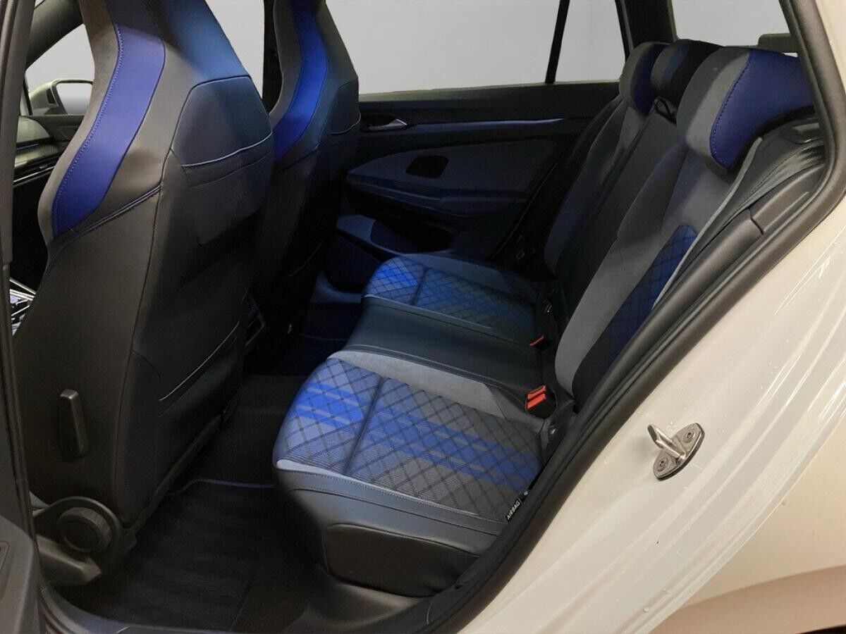 Volkswagen Golf VIII Variant R DSG / SOFORT VERFÜBAR !