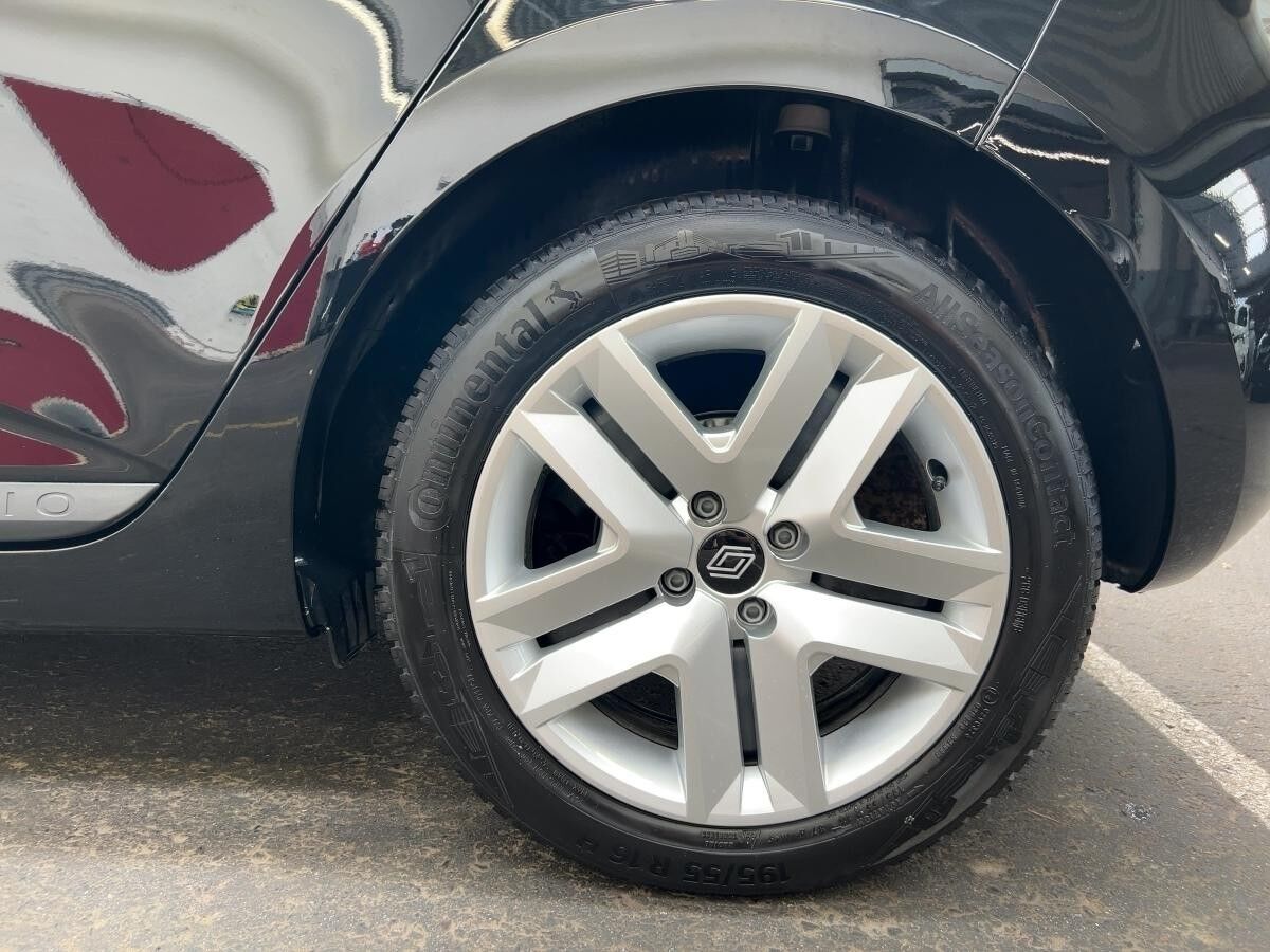 Renault Clio 5 EVOLUTION TcE Renault Clio 5 EVOLUTION TcE