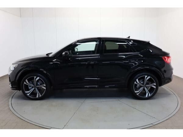 Audi Q3 Sportback 40 TDI quattro S line business