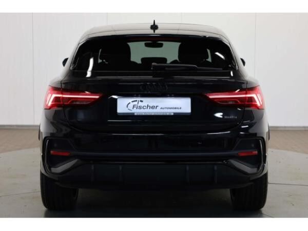 Audi Q3 Sportback 40 TDI quattro S line business